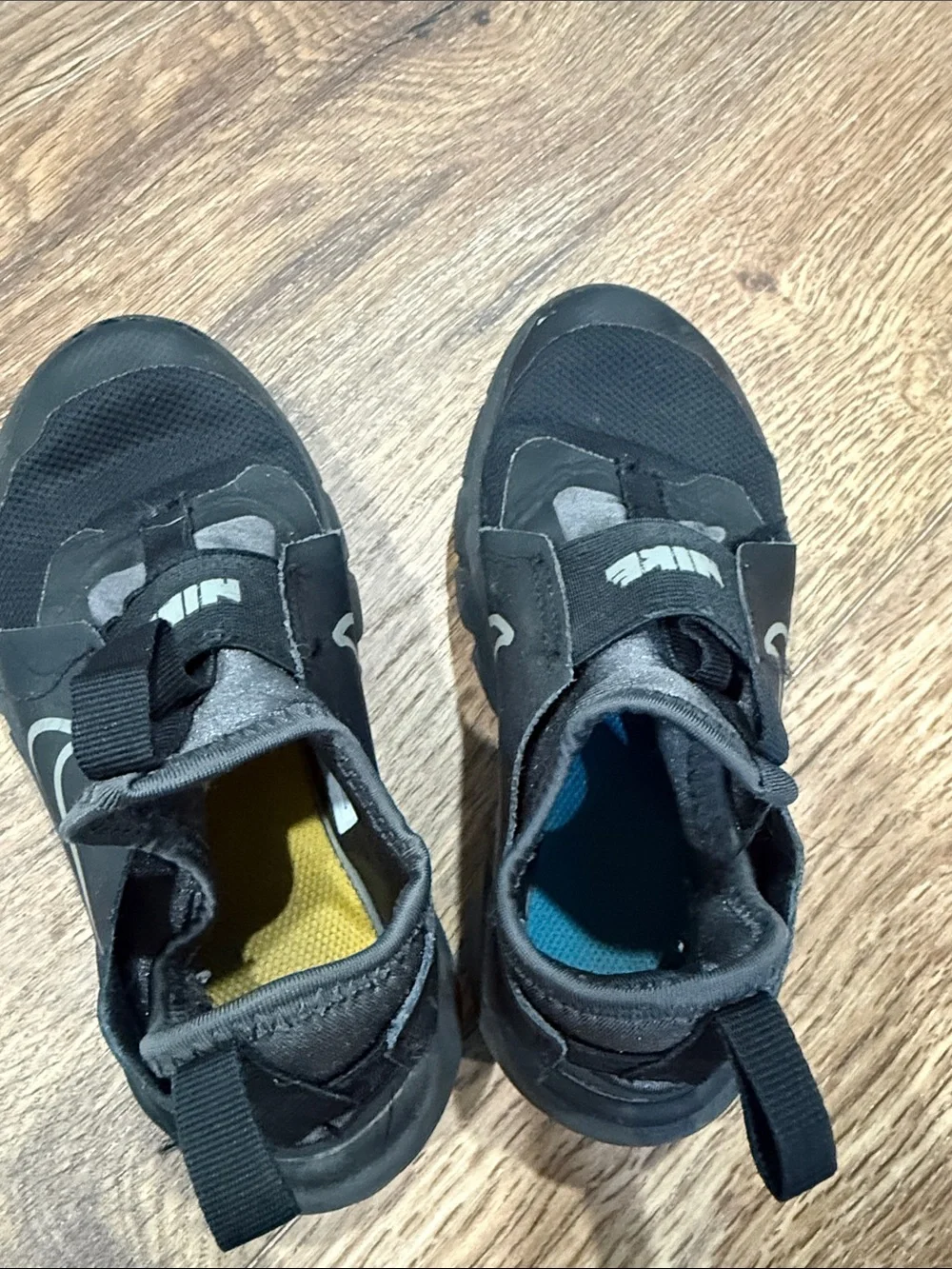 Nike Kids Black Slip-On Sneakers with Reflective Swoosh